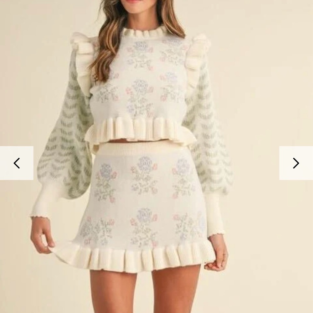 MARBLE Cream Floral Knit Set